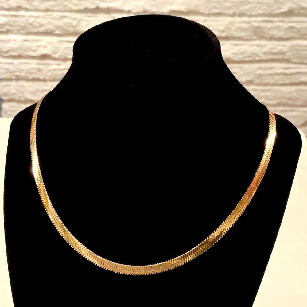 Elegant Italian Gold Plated Necklace NWOT, New Condition